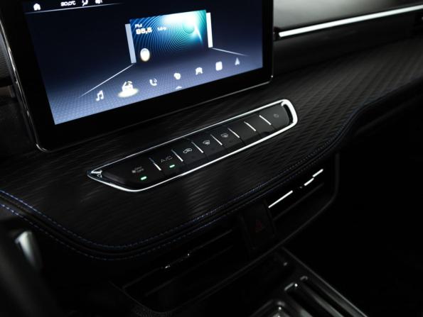 Haval Jolion I Рестайлинг с пробегом 2023 года, цена 1 689 777 рублей, 39394 км, внедорожник, Автокод Объявления
