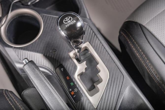 Toyota RAV4 IV (XA40) с пробегом 2015 года, цена 2 299 000 рублей, 138000 км, внедорожник, Автокод Объявления