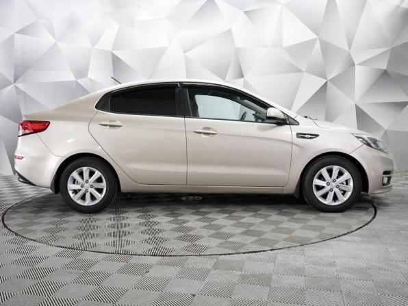 Kia Rio III Рестайлинг с пробегом 2015 года, цена 965 000 рублей, 168368 км, седан, Автокод Объявления