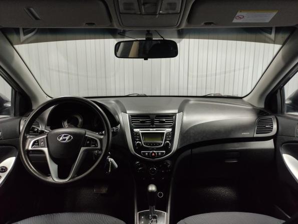 Hyundai Solaris I с пробегом 2013 года, цена 830 000 рублей, 154684 км, седан, Автокод Объявления