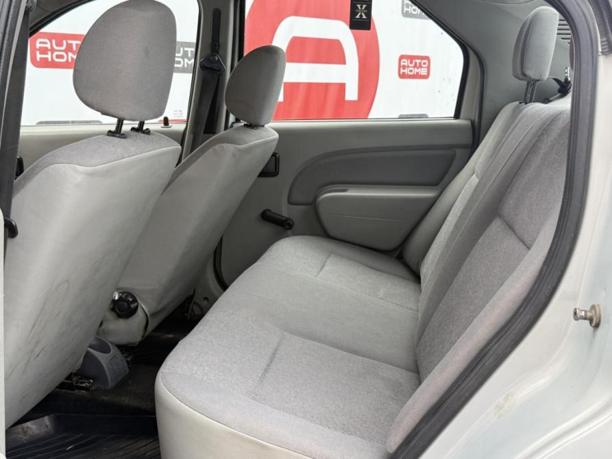 Renault Logan I Санкт-Петербург  - изображение 11