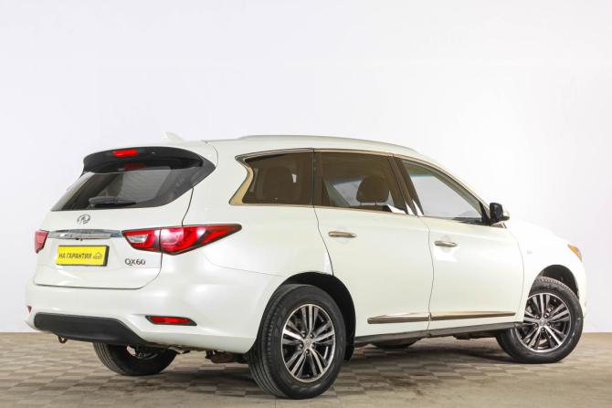 Infiniti QX60 I Рестайлинг с пробегом 2018 года, цена 2 499 000 рублей, 90000 км, внедорожник, Автокод Объявления