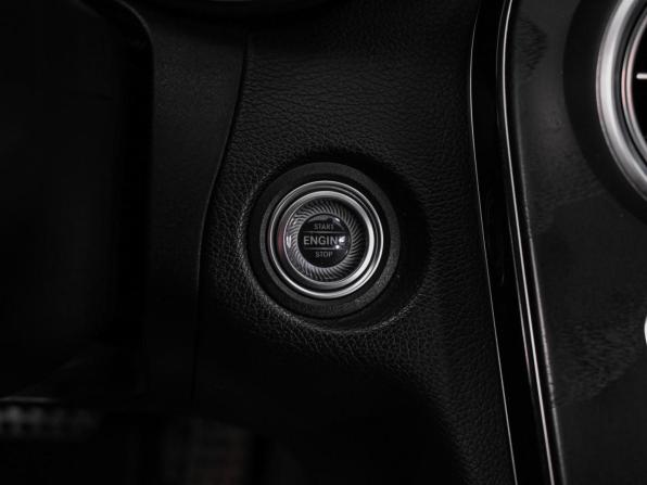 Mercedes-Benz C-Класс IV (W205) Рестайлинг с пробегом 2020 года, цена 3 099 000 рублей, 81655 км, седан, Автокод Объявления