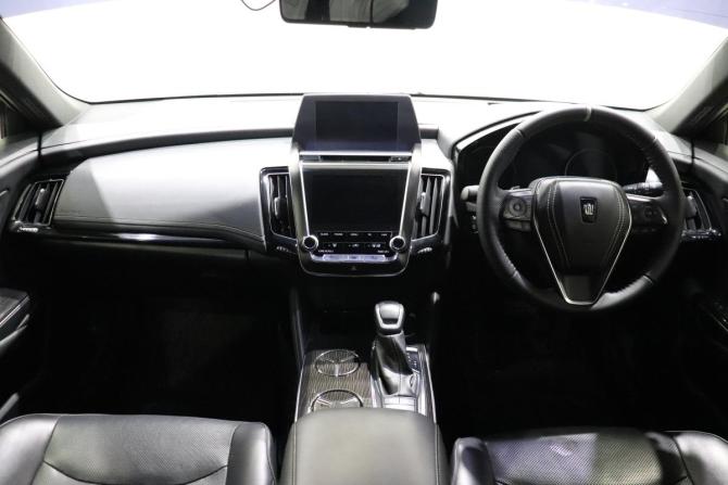 Toyota Crown XV (S220) с пробегом 2019 года, цена 2 900 000 рублей, 120842 км, седан, Автокод Объявления