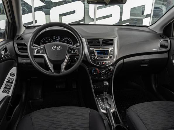 Hyundai Solaris I Рестайлинг с пробегом 2016 года, цена 865 000 рублей, 157853 км, седан, Автокод Объявления