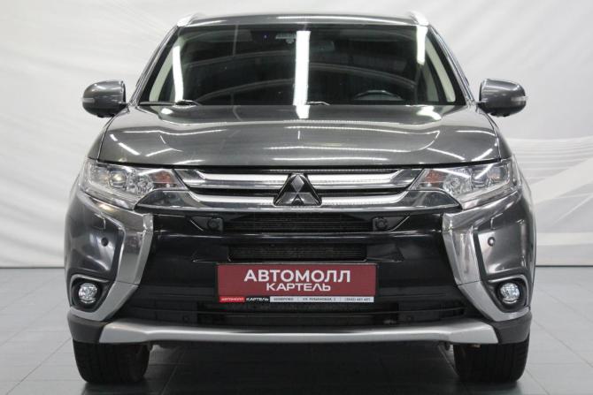 Mitsubishi Outlander III Рестайлинг 2 с пробегом 2018 года, цена 2 599 000 рублей, 204612 км, внедорожник, Автокод Объявления