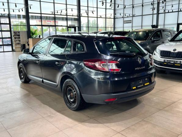 Renault Megane III с пробегом 2010 года, цена 560 000 рублей, 520000 км, хэтчбек, Автокод Объявления
