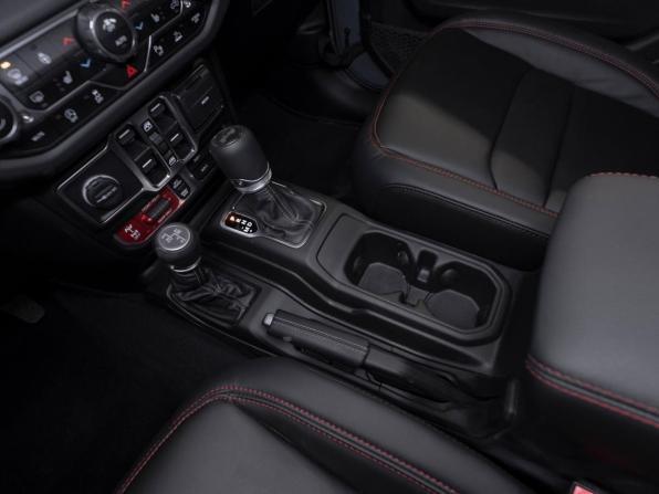 Jeep Wrangler IV (JL) Рестайлинг с пробегом 2025 года, цена 8 600 000 рублей, 40 км, внедорожник, Автокод Объявления