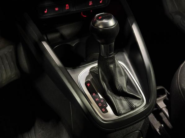 Audi A1 I (8X) с пробегом 2012 года, цена 1 090 000 рублей, 141491 км, хэтчбек, Автокод Объявления