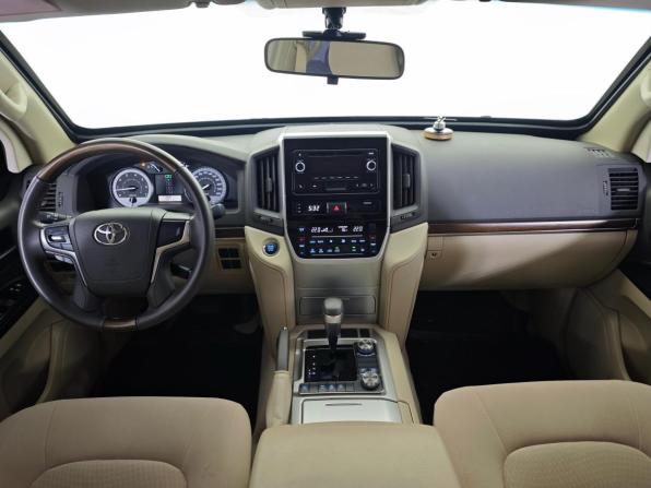 Toyota Land Cruiser 200 Series Рестайлинг 2 с пробегом 2021 года, цена 11 499 000 рублей, 24893 км, внедорожник, Автокод Объявления