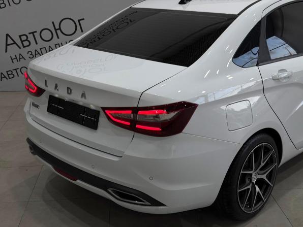 Lada (ВАЗ) Vesta I Рестайлинг (NG) с пробегом 2024 года, цена 1 349 000 рублей, 44500 км, седан, Автокод Объявления