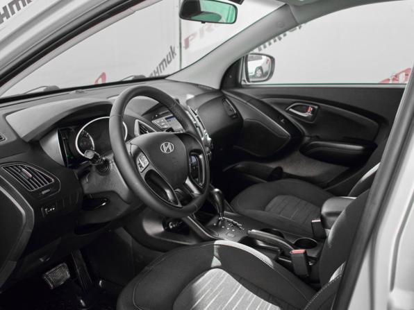 Hyundai ix35 I Рестайлинг с пробегом 2014 года, цена 1 480 000 рублей, 135860 км, внедорожник, Автокод Объявления