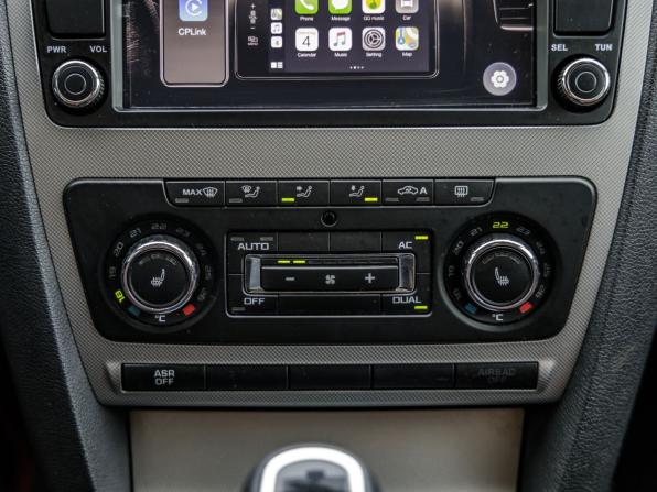 Skoda Octavia II (A5) Рестайлинг с пробегом 2013 года, цена 978 000 рублей, 162069 км, универсал, Автокод Объявления