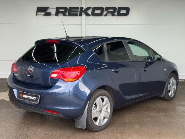 Opel Astra J Рестайлинг с пробегом 2012 года, цена 789 000 рублей, 172000 км, хэтчбек, Автокод Объявления