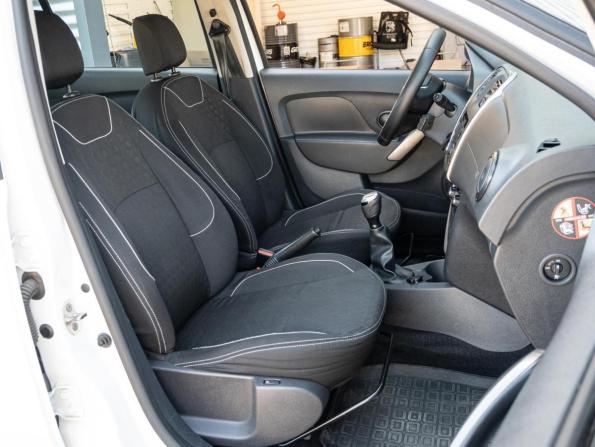 Renault Logan II Рестайлинг с пробегом 2022 года, цена 915 000 рублей, 109747 км, седан, Автокод Объявления