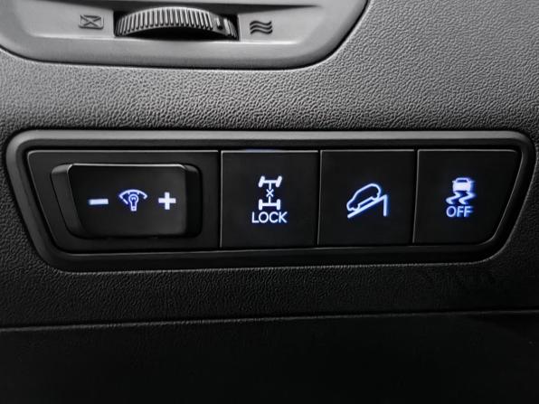 Hyundai ix35 I Рестайлинг с пробегом 2014 года, цена 1 299 000 рублей, 216917 км, внедорожник, Автокод Объявления