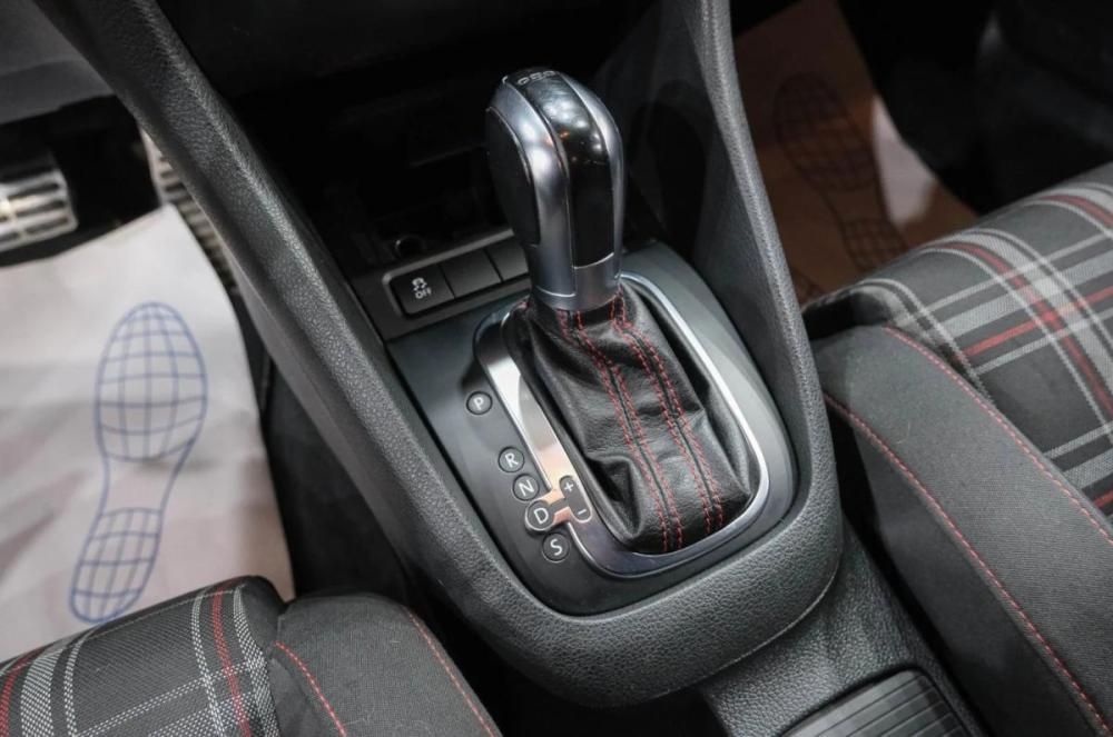 Volkswagen Golf GTI VI Новокузнецк  - изображение 24