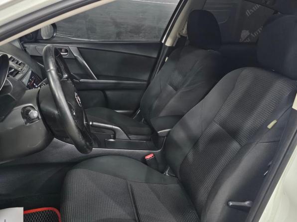 Mazda 3 II (BL) Рестайлинг с пробегом 2012 года, цена 875 000 рублей, 192400 км, седан, Автокод Объявления