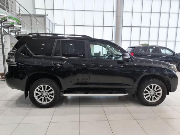 Toyota Land Cruiser Prado 150 Series Рестайлинг 1 с пробегом 2017 года, цена 4 250 000 рублей, 188772 км, внедорожник, Автокод Объявления