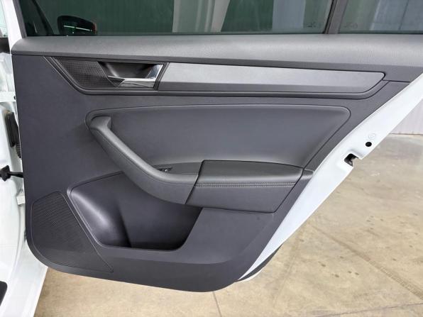 Skoda Rapid II с пробегом 2021 года, цена 1 597 000 рублей, 81271 км, лифтбек, Автокод Объявления