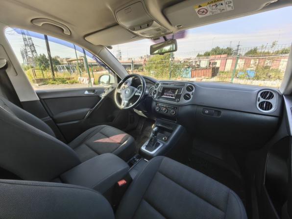 Volkswagen Tiguan I Рестайлинг с пробегом 2015 года, цена 1 119 000 рублей, 260000 км, внедорожник, Автокод Объявления