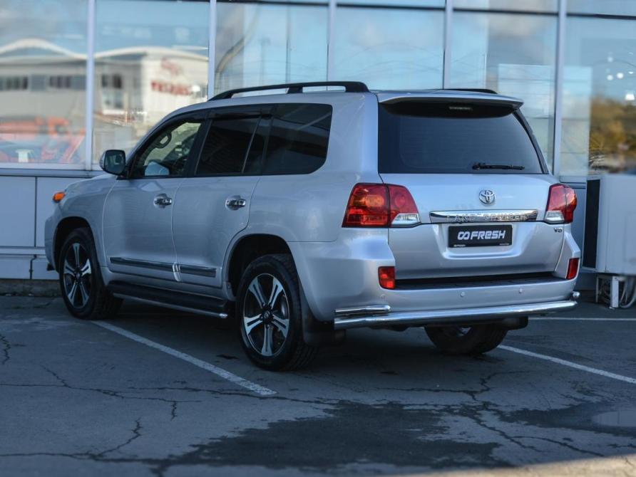 Toyota Land Cruiser 200 Series Рестайлинг 1 Курган  - изображение 2
