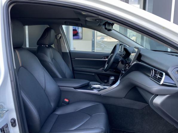 Toyota Camry VIII (XV70) Рестайлинг с пробегом 2023 года, цена 3 799 000 рублей, 11724 км, седан, Автокод Объявления