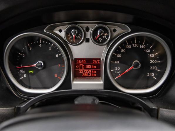 Ford Focus II Рестайлинг с пробегом 2008 года, цена 399 000 рублей, 327359 км, хэтчбек, Автокод Объявления
