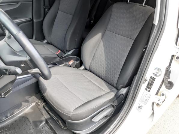 Kia Rio IV Рестайлинг с пробегом 2021 года, цена 1 550 000 рублей, 80362 км, седан, Автокод Объявления