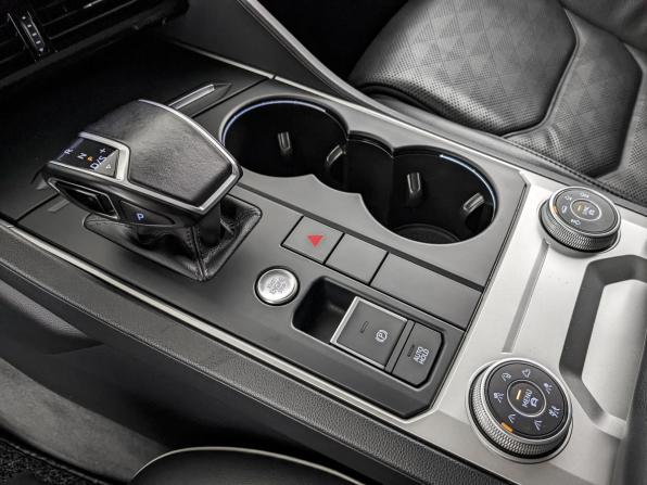 Volkswagen Touareg III с пробегом 2020 года, цена 5 515 000 рублей, 91203 км, внедорожник, Автокод Объявления