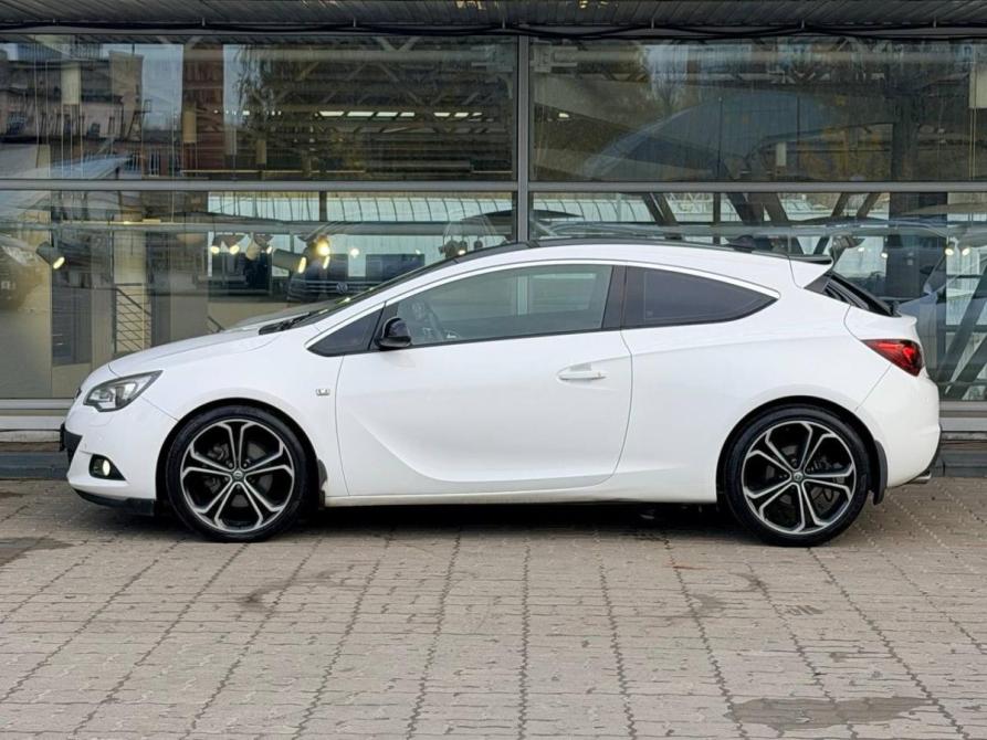 Opel Astra J Рестайлинг Москва  - изображение 2