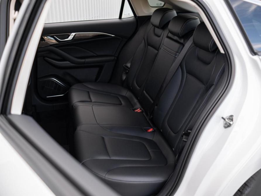 FAW Bestune B70 I Рестайлинг Сочи  - изображение 11