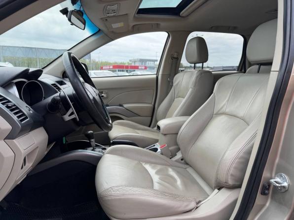 Mitsubishi Outlander II с пробегом 2007 года, цена 825 000 рублей, 387999 км, внедорожник, Автокод Объявления