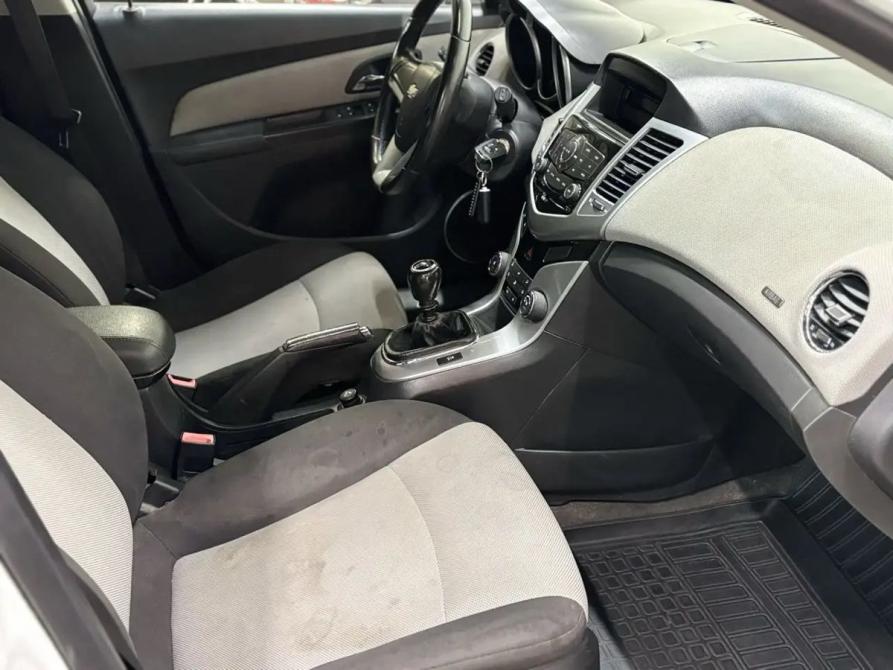 Chevrolet Cruze I Саратов  - изображение 8