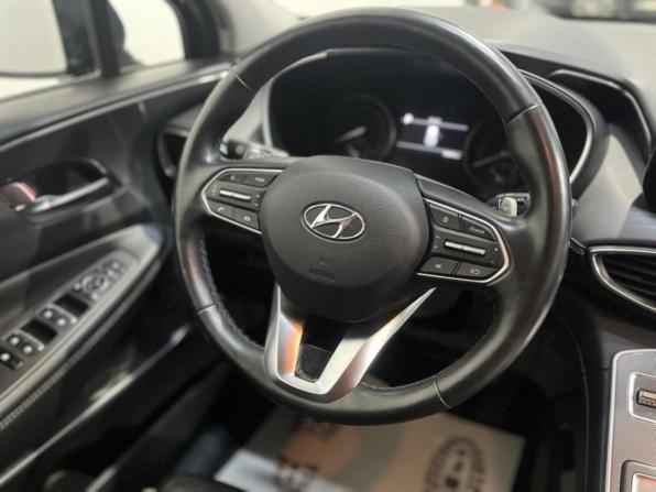 Hyundai Santa Fe IV Рестайлинг с пробегом 2021 года, цена 3 711 000 рублей, 70556 км, внедорожник, Автокод Объявления