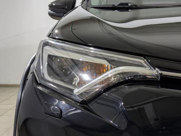 Toyota RAV4 IV (XA40) Рестайлинг с пробегом 2018 года, цена 2 450 000 рублей, 134594 км, внедорожник, Автокод Объявления