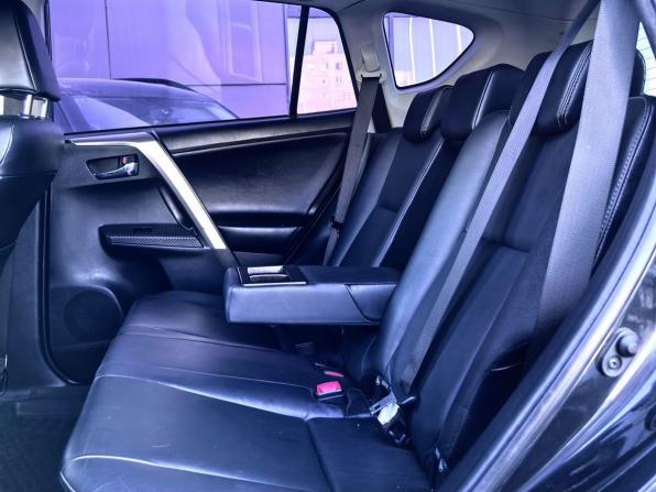 Toyota RAV4 IV (XA40) с пробегом 2013 года, цена 1 949 000 рублей, 241723 км, внедорожник, Автокод Объявления