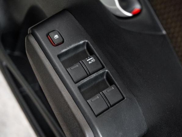 Honda Fit Shuttle I с пробегом 2012 года, цена 880 500 рублей, 205348 км, универсал, Автокод Объявления
