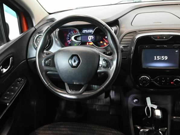 Renault Kaptur I с пробегом 2017 года, цена 1 445 000 рублей, 96100 км, внедорожник, Автокод Объявления