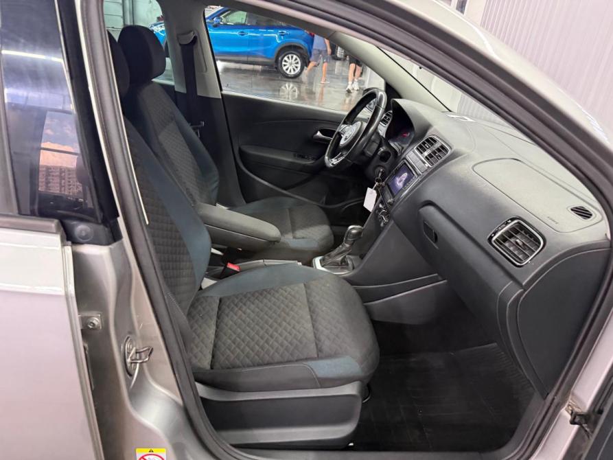 Volkswagen Polo V Рестайлинг Краснодар  - изображение 15