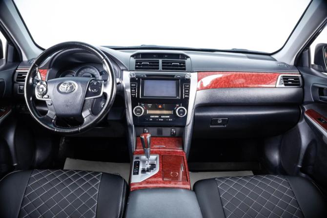 Toyota Camry VII (XV50) с пробегом 2014 года, цена 1 499 000 рублей, 208900 км, седан, Автокод Объявления