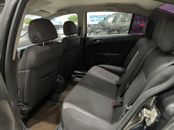Opel Astra H Рестайлинг с пробегом 2012 года, цена 450 000 рублей, 264610 км, седан, Автокод Объявления