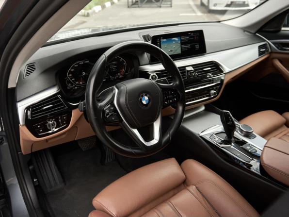 BMW 5 серии VII (G30/G31/G38) с пробегом 2019 года, цена 3 450 000 рублей, 118029 км, седан, Автокод Объявления