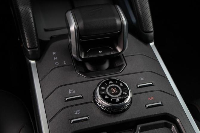 JETOUR T2 с пробегом 2024 года, цена 3 300 000 рублей, 44860 км, внедорожник, Автокод Объявления