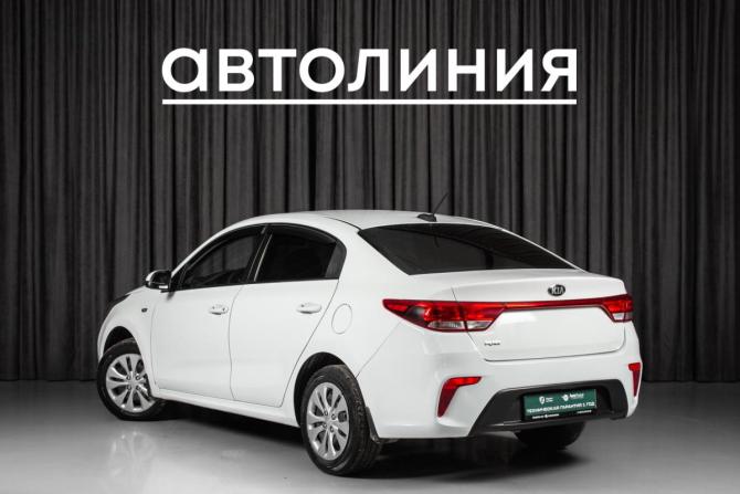 Kia Rio IV с пробегом 2018 года, цена 950 000 рублей, 118757 км, седан, Автокод Объявления