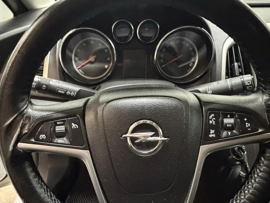 Opel Astra J Саратов  - изображение 10