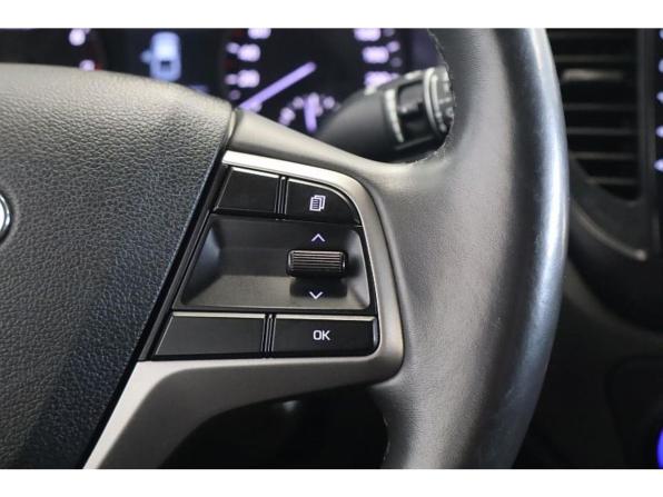 Hyundai Solaris II с пробегом 2017 года, цена 1 306 000 рублей, 99637 км, седан, Автокод Объявления