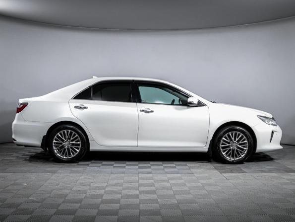 Toyota Camry VII (XV50) Рестайлинг с пробегом 2015 года, цена 1 715 000 рублей, 238086 км, седан, Автокод Объявления