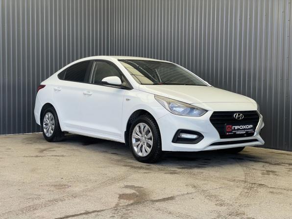 Hyundai Solaris II с пробегом 2019 года, цена 1 097 000 рублей, 102959 км, седан, Автокод Объявления