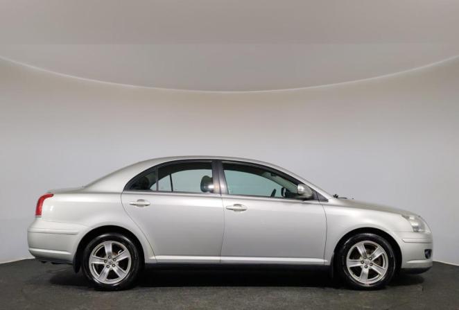 Toyota Avensis II Рестайлинг с пробегом 2008 года, цена 780 000 рублей, 210000 км, седан, Автокод Объявления
